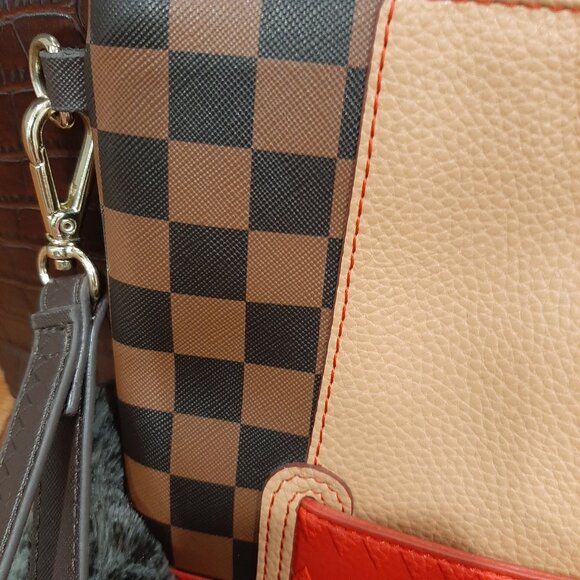 Sprayground limited edition like new statement clutch bag - Picture 12 of 12